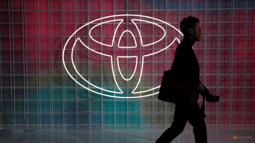 Japanese Firms Shed Cross-Shareholdings Amid Activist Pressure