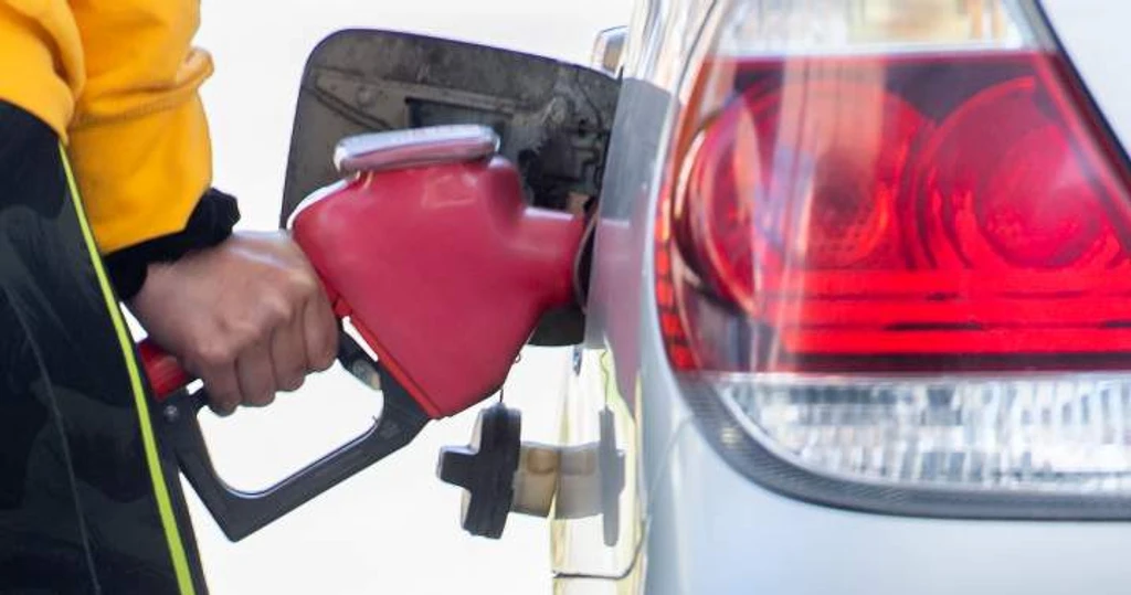 Alberta Delays Fuel Tax Decision Amid Federal Pause