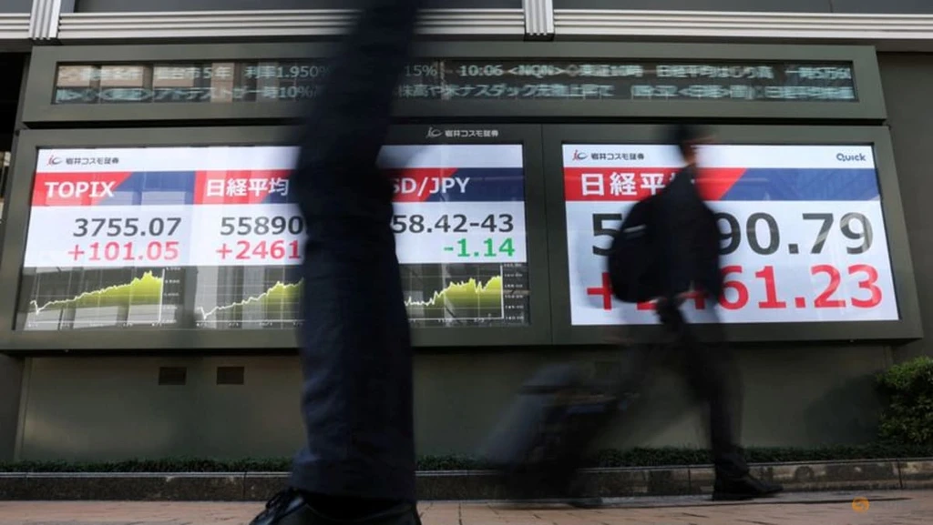Asia Bonds See Four-Year Outflow Surge Amid Inflation Fears