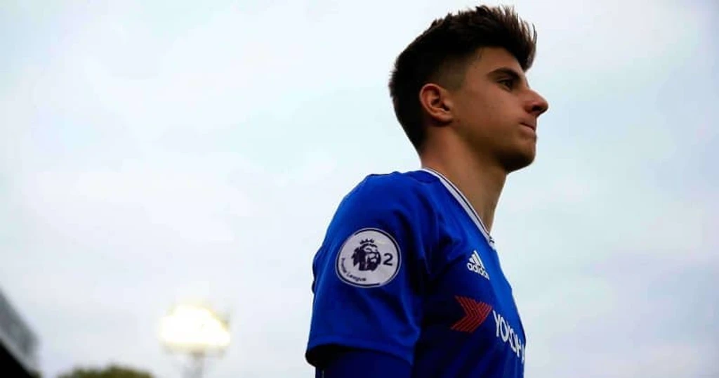 AC Milan Denies Transfer Talks with Mason Mount