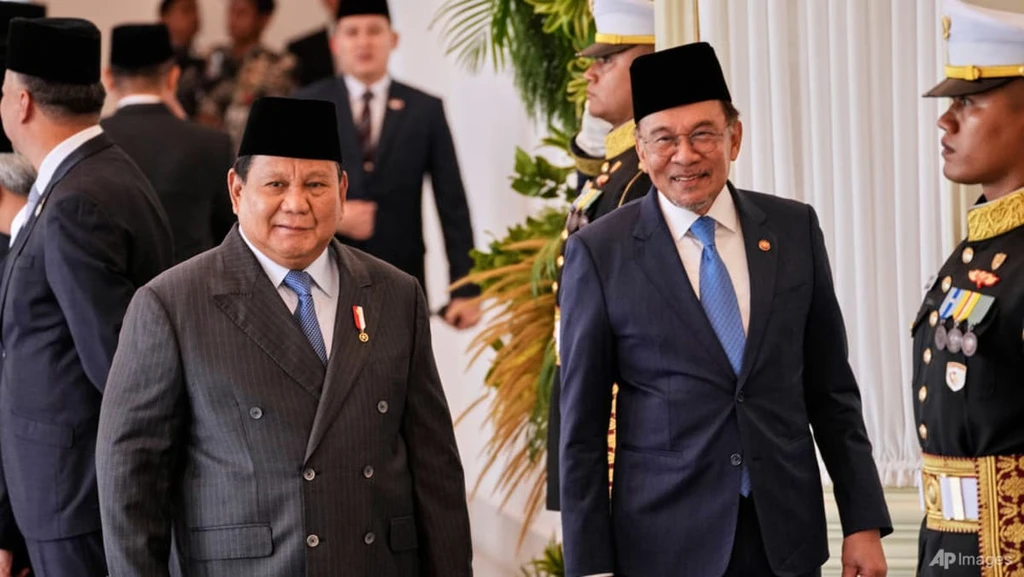 Anwar Urges Diplomacy Amid Escalating US-Iran Conflict; Prabowo Offers Mediation