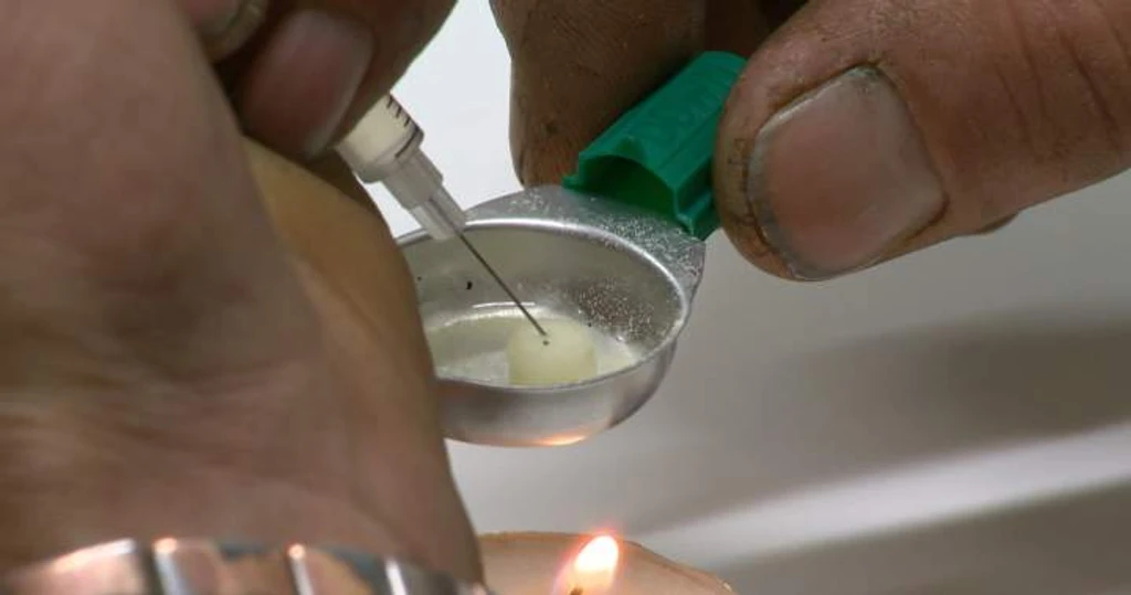 Alberta Shuts Calgary, Lethbridge Drug Consumption Sites by June