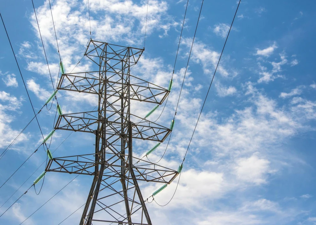 AI's Data Center Boom Sparks High-Stakes Energy Race
