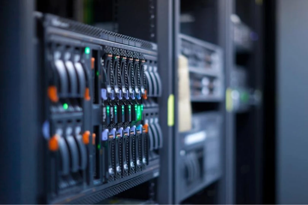 IREN Co-Founder: AI's Biggest Bottleneck Is Infrastructure, Not Chips