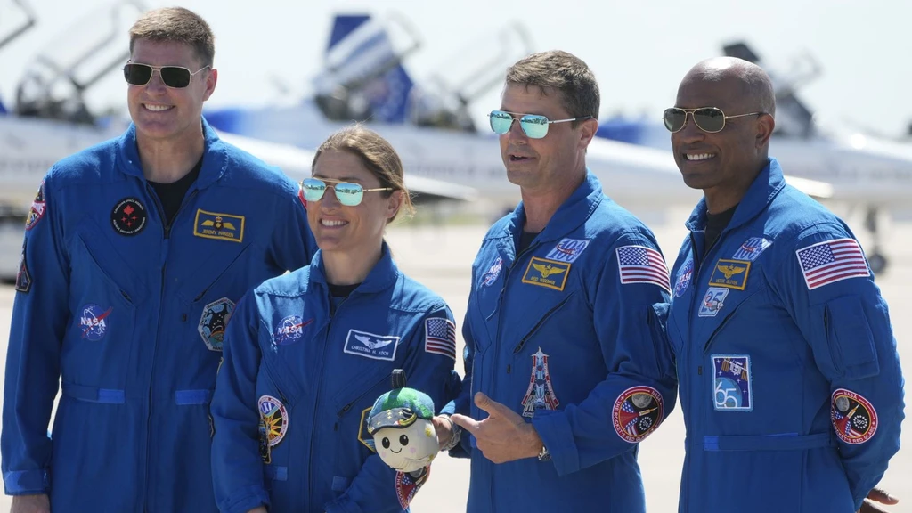 Quarantined NASA Crew Preps for Historic Moon Mission