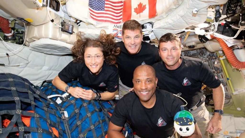 Artemis II Astronauts Prepare for Fiery 'Fireball' Re-entry After Historic Moon Mission