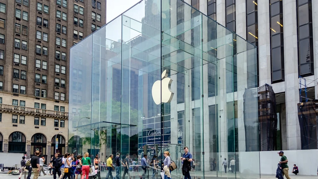 Apple's March Event: What to Expect from New iPhones and MacBooks