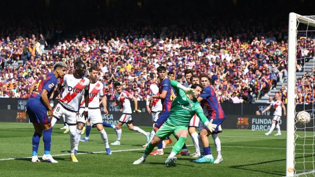 Araujo Header, Garcia Heroics Seal Barça Win