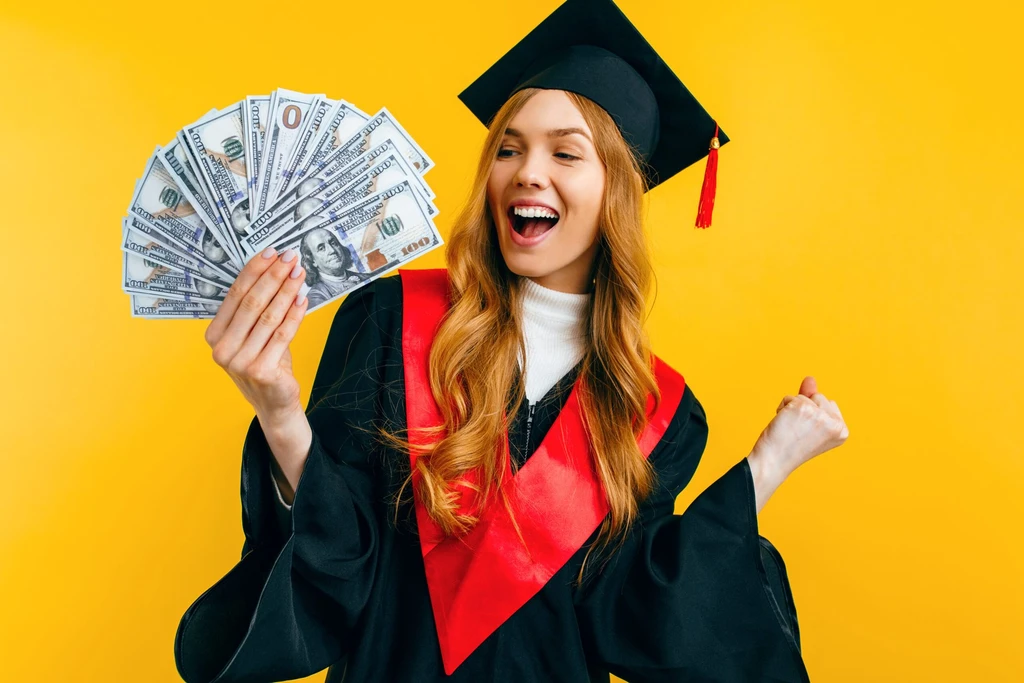 Financially Helping Your Kid Through College Without Destroying Retirement