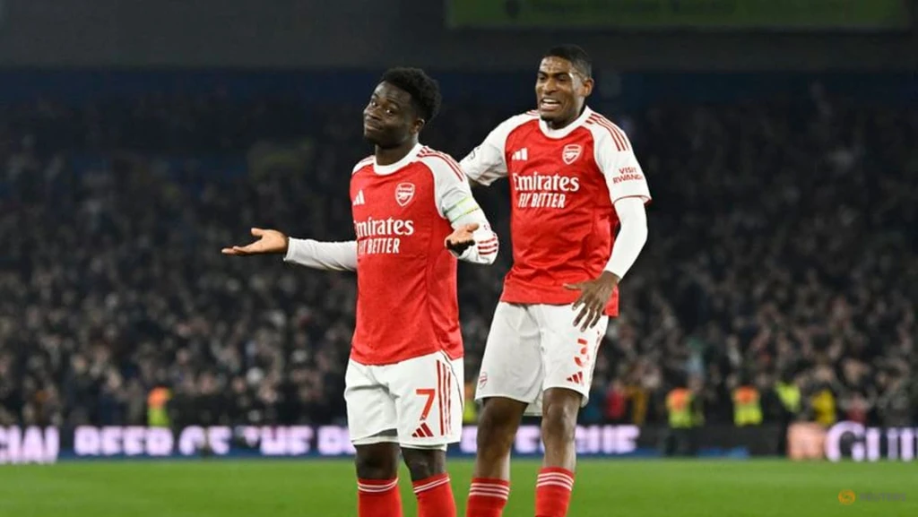 Arsenal Takes Premier League Lead as Man City Stumbles