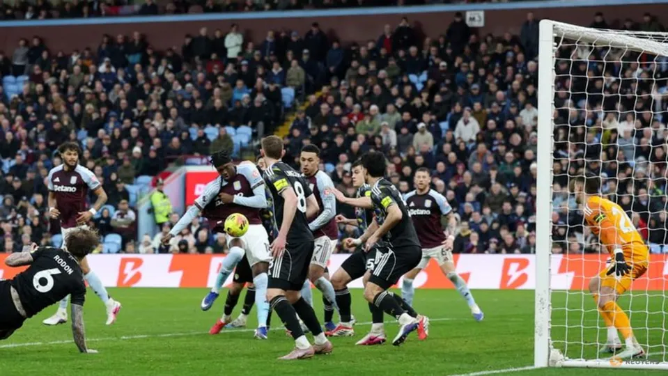 Abraham's Late Goal Salvages Draw for Aston Villa