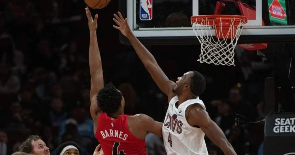 Raptors Fans Flock to Cleveland for NBA Playoffs