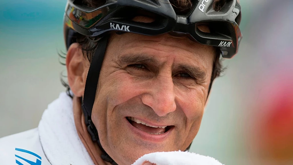 Alex Zanardi, Racing Legend and Paralympic Champion, Dies at 59