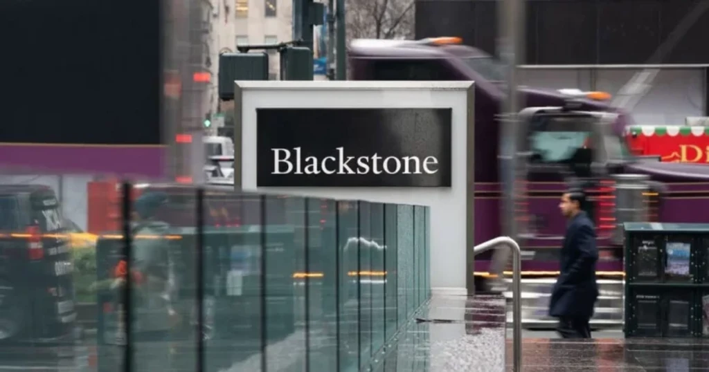 Blackstone Private Credit Fund Faces $4.4 Billion Redemption Squeeze
