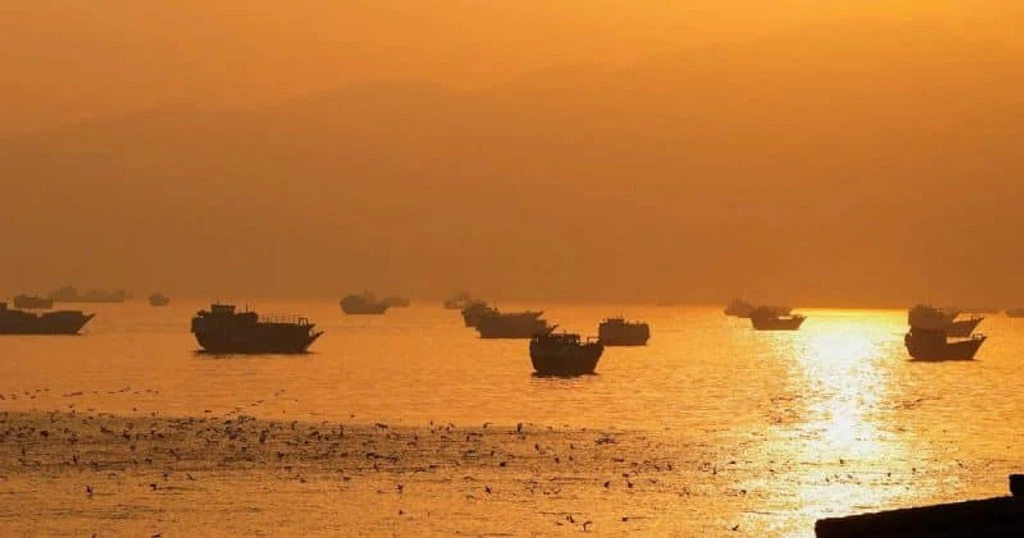 Brent Crude Dips Below $80 on Strait of Hormuz Ceasefire Deal