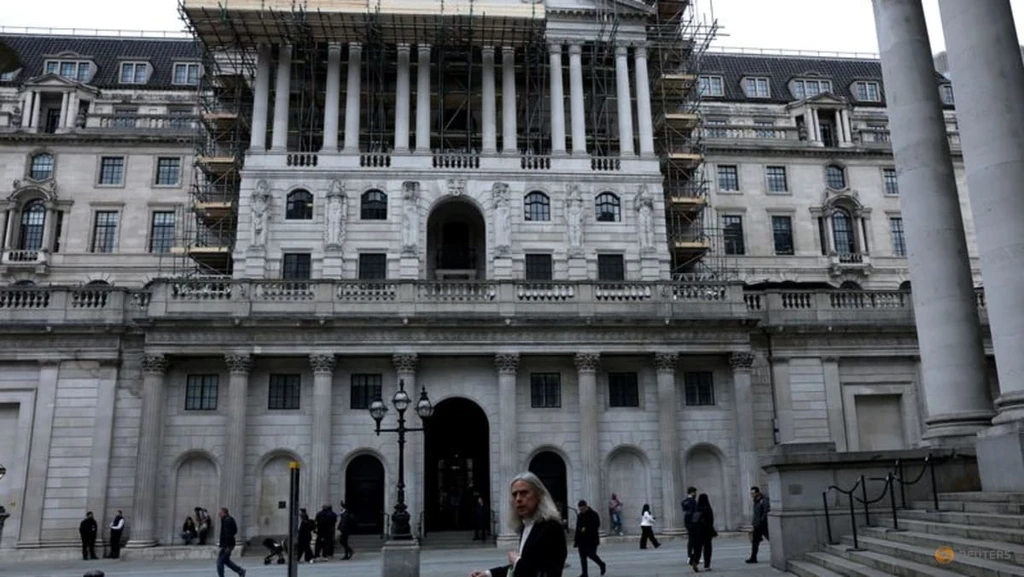 Bank of England Probes AI's Financial System Risks