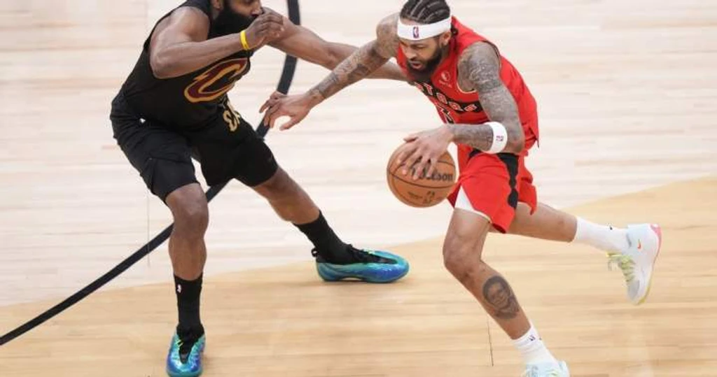 Raptors Rally Past Cavaliers in Tense Game 4, Series Tied 2-2