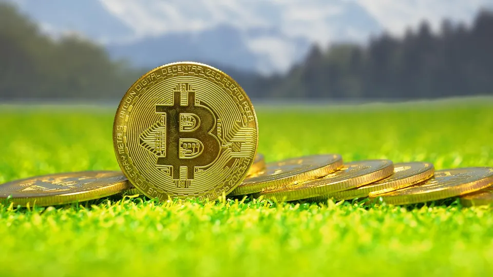 Bitcoin Dip: Armstrong Cites Psychology Over Fundamentals