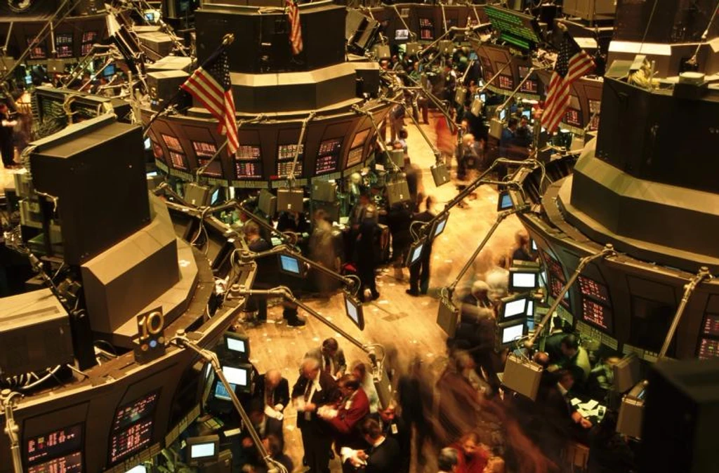 Spot Bitcoin ETFs See $1.7 Billion Inflow Amid Investor Confidence Rebound