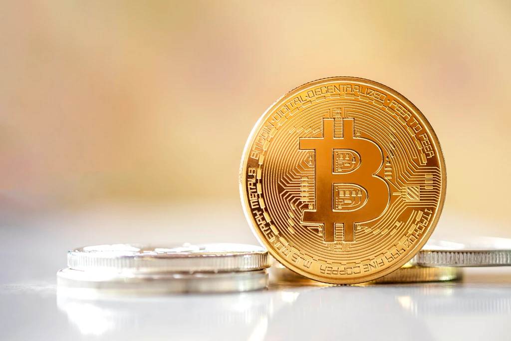 Bitcoin Long-Term Holder Activity Signals Potential Price Decline