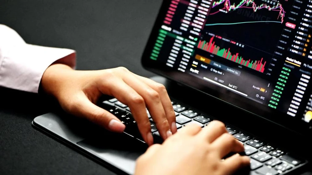 Billions Flee Bitcoin, Ether ETFs as Digital Asset Appetite Collapses