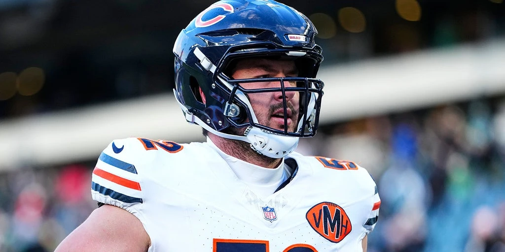 Bears Pro Bowl Center Drew Dalman Stuns League, Retires at 27