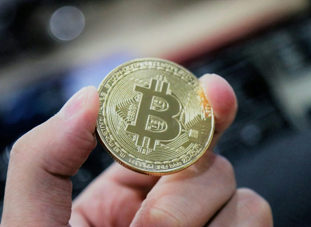 Bitcoin Holds $70K Amid Deep Market Skepticism