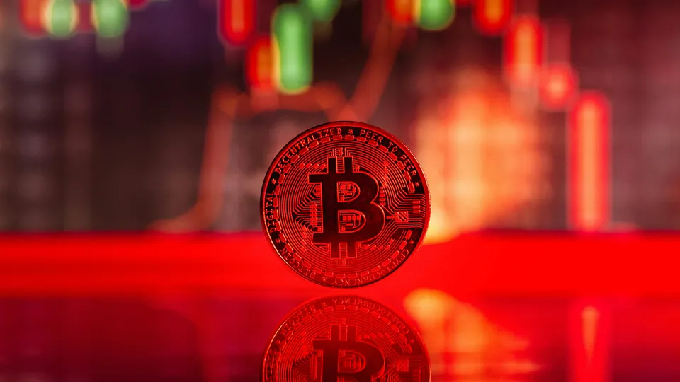 Bitcoin Eyes Reversal After Record Red Streak: Analysts Weigh In
