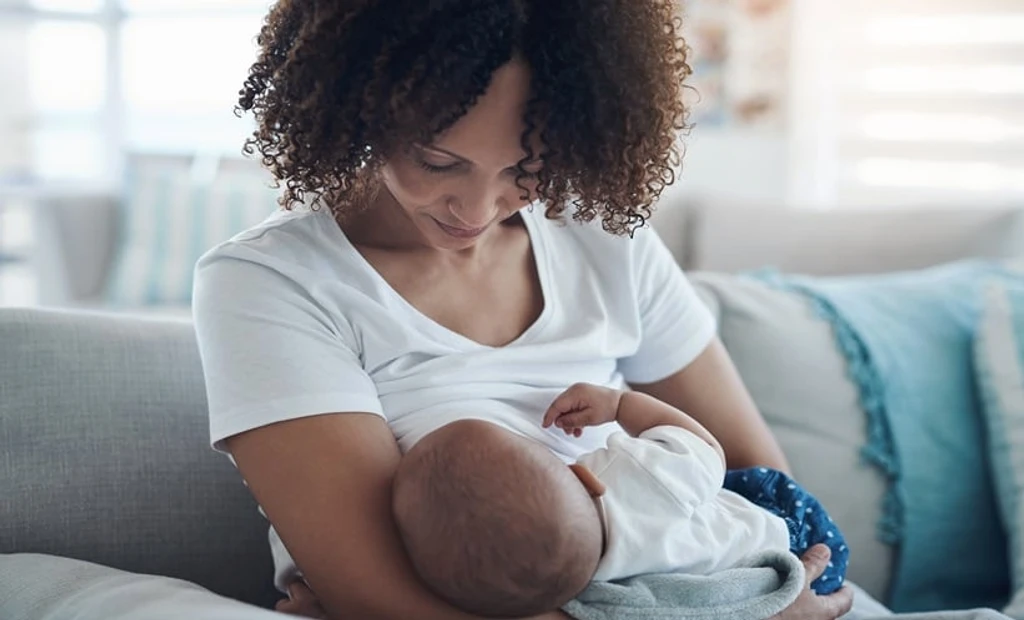 Breastfeeding Linked to Reduced Asthma Risk Through Young Adulthood