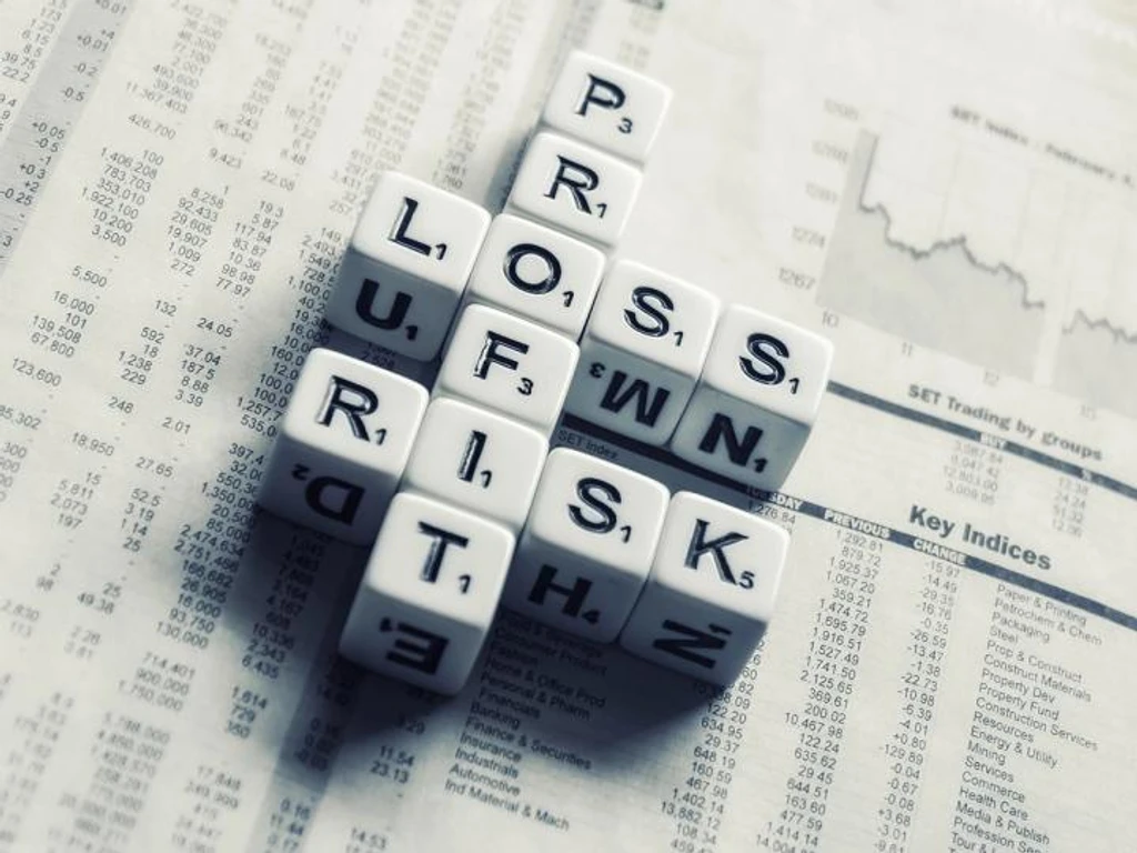 Bitcoin Supply Crosses Into Loss Territory For First Time This Cycle