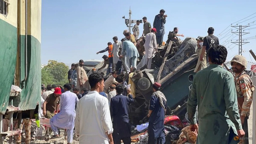 Deadly Blast Hits Military Train in Southwest Pakistan