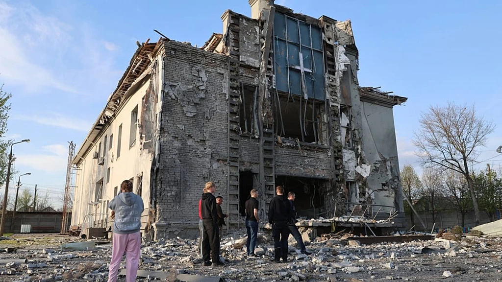 Ukraine Hit by Russian Drone Swarms; Zelenskyy Slams US Oil Sanction Easing