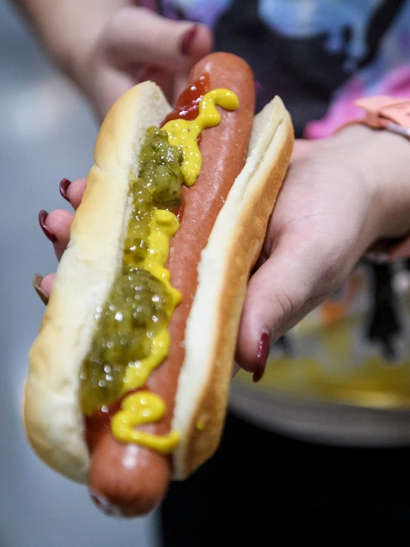 Costco CEO Vows to Keep $1.50 Hot Dog Combo Forever