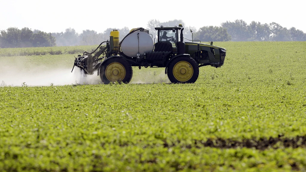 Cancer-Linked Herbicide Glyphosate Under Fire After Executive Order