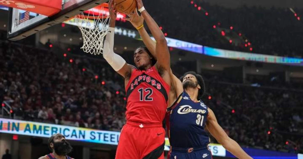 Rookie Murray-Boyles Elevates Raptors in Playoff Push