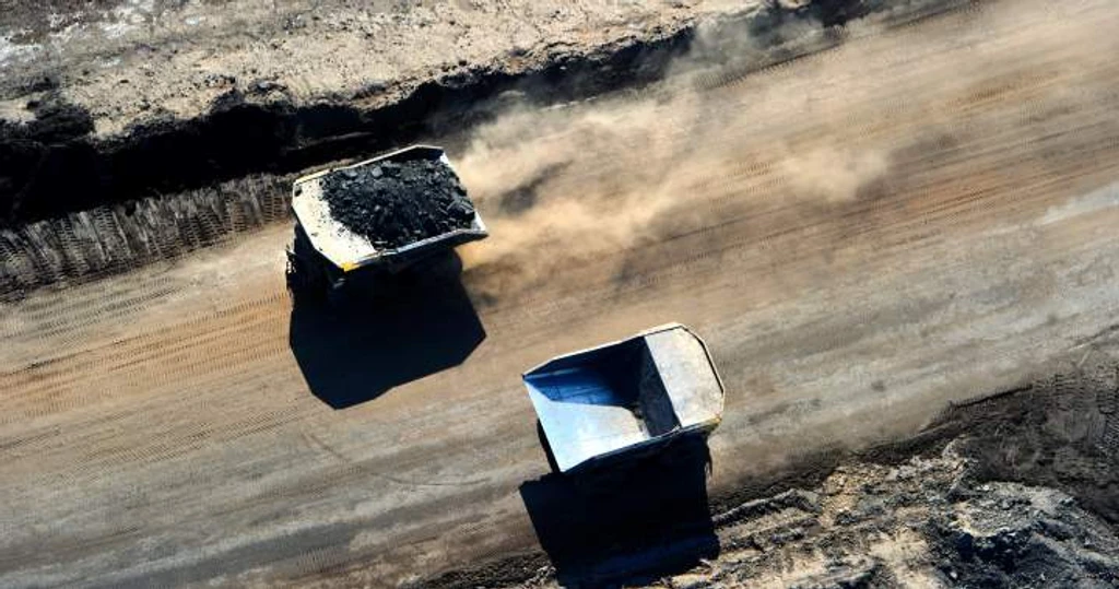 Canadian Natural Defers $8.25B Oilsands Project Amid Regulatory Uncertainty