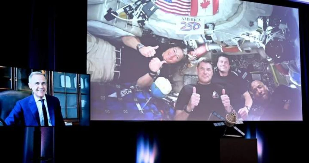Prime Minister Carney Praises Canadian Astronaut Hansen, Celebrates French in Space