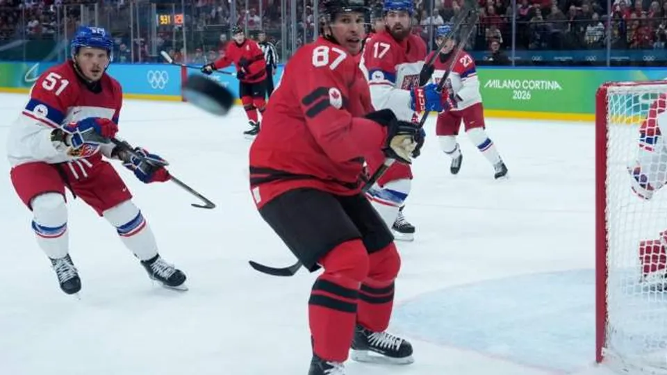Sidney Crosby's Status Uncertain for Canada's Olympic Hockey Semifinal