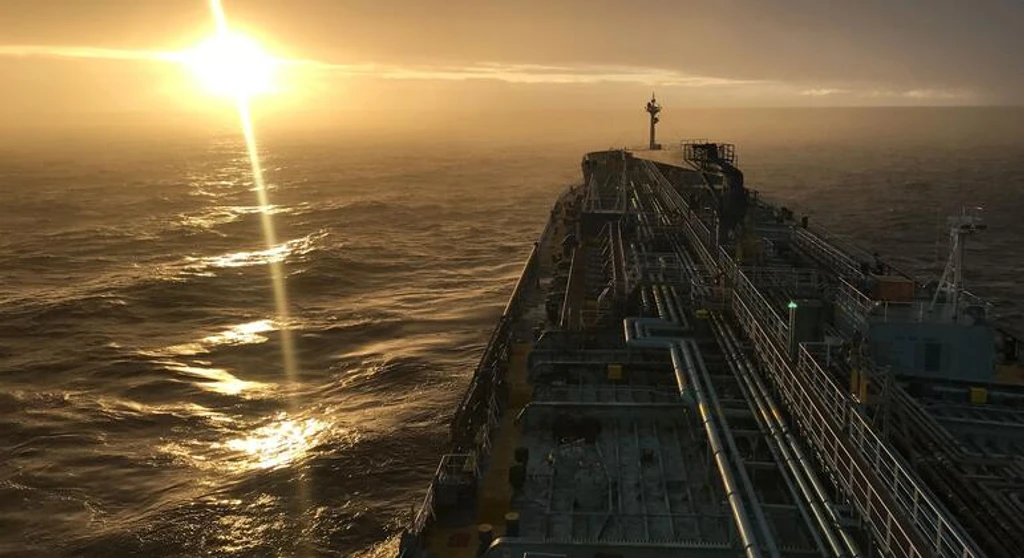 Hormuz Crisis Exposes Critical Global Shipping Vulnerabilities