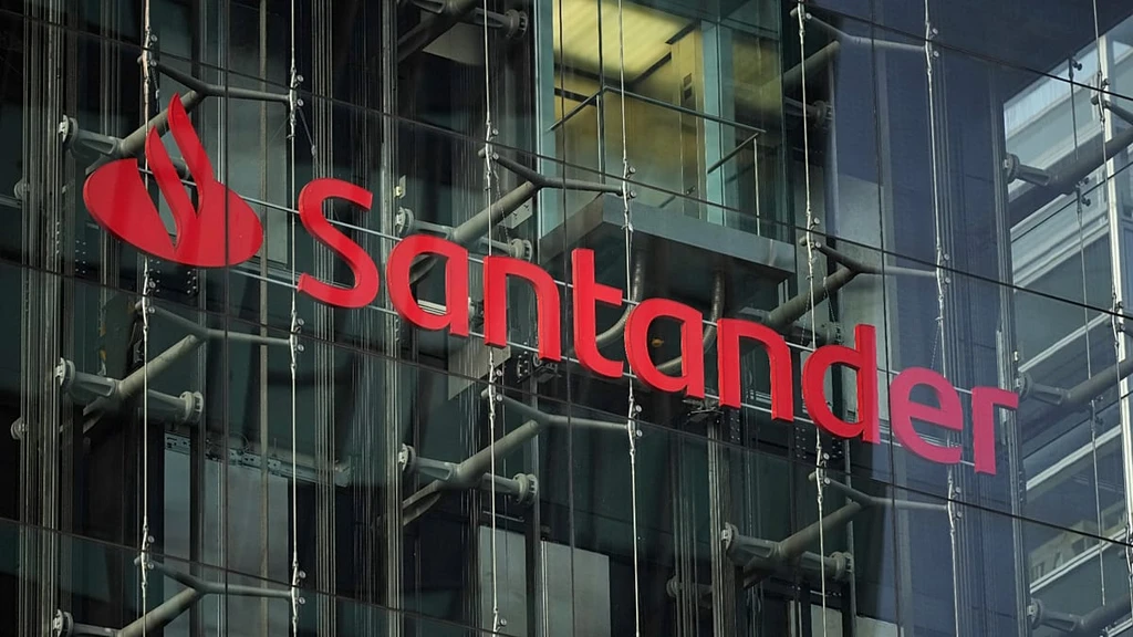 Deutsche Bank, Santander, UBS Post Record Earnings Amid Iran War Volatility