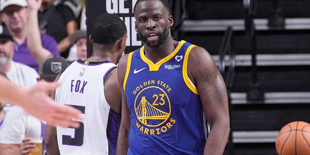 Draymond Green Apologizes to Charles Barkley After Criticism