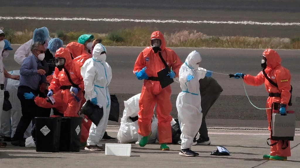 Dutch Hospital Workers Quarantined Over Hantavirus Protocol Failure