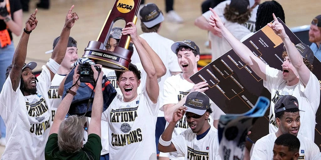 Wild Buzzer-Beater Secures Mary Washington's First Division III Title
