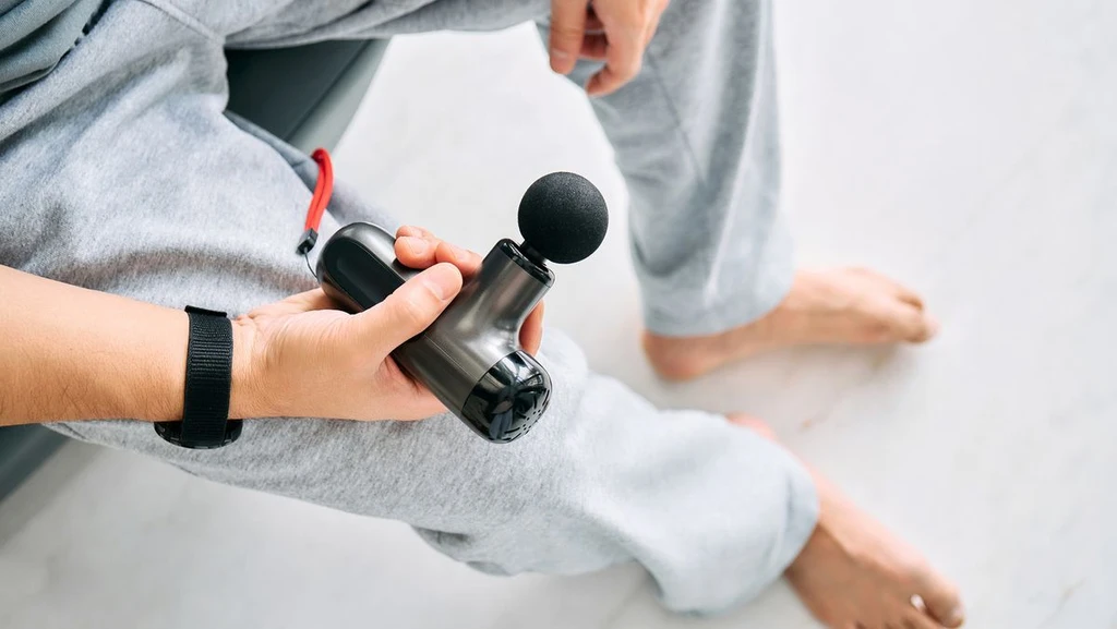 Massage Gun Misuse Tears Retinas in Young Man