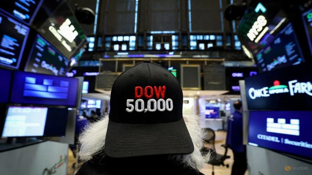 Dow Confirms Correction Amidst War Fears