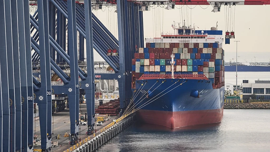 Trump Tariffs Could Cost US Households Over $2,500 Annually, Democrats Warn