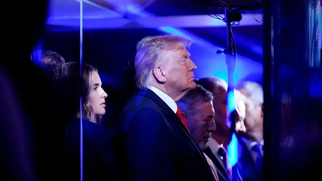 Trump Booed at NBA Finals in New York Amid Tight Security