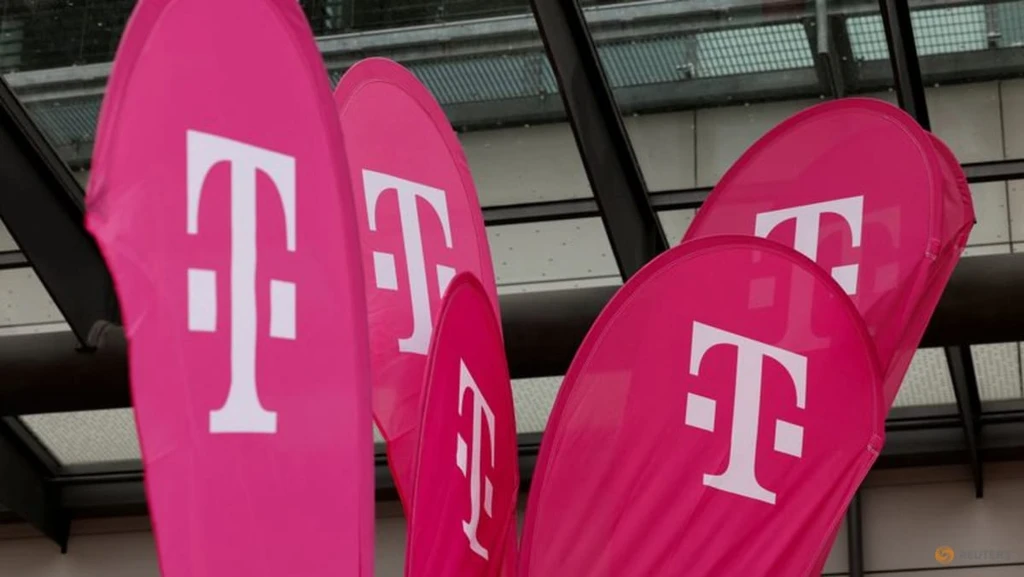 Deutsche Telekom Shares Dip Amid T-Mobile Merger Speculation