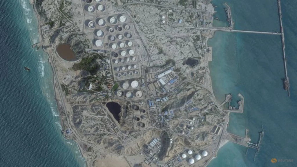 Trump Threatens New Strikes on Iran's Kharg Island