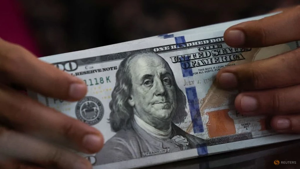 Dollar Subdued Amid Ceasefire Talks; Yen Pressured by BOJ